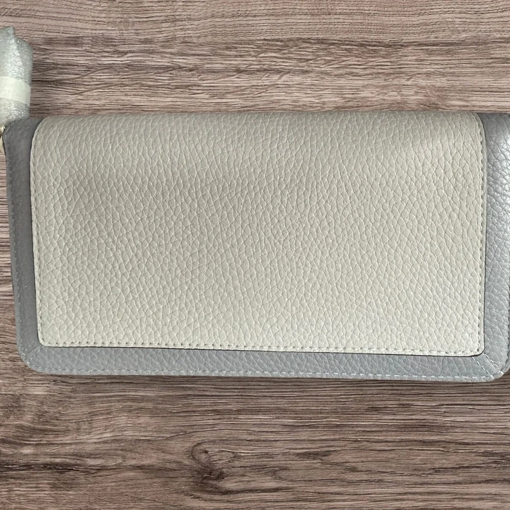 Kate Spade Cream and Gray Wallet